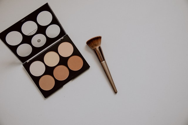7 Best Contour Palette For Pale Skin Of 2022
