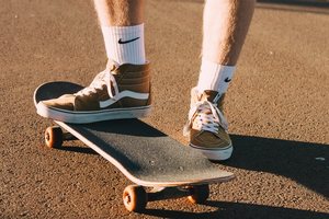 What socks to wear with vans? [Complete Guide]